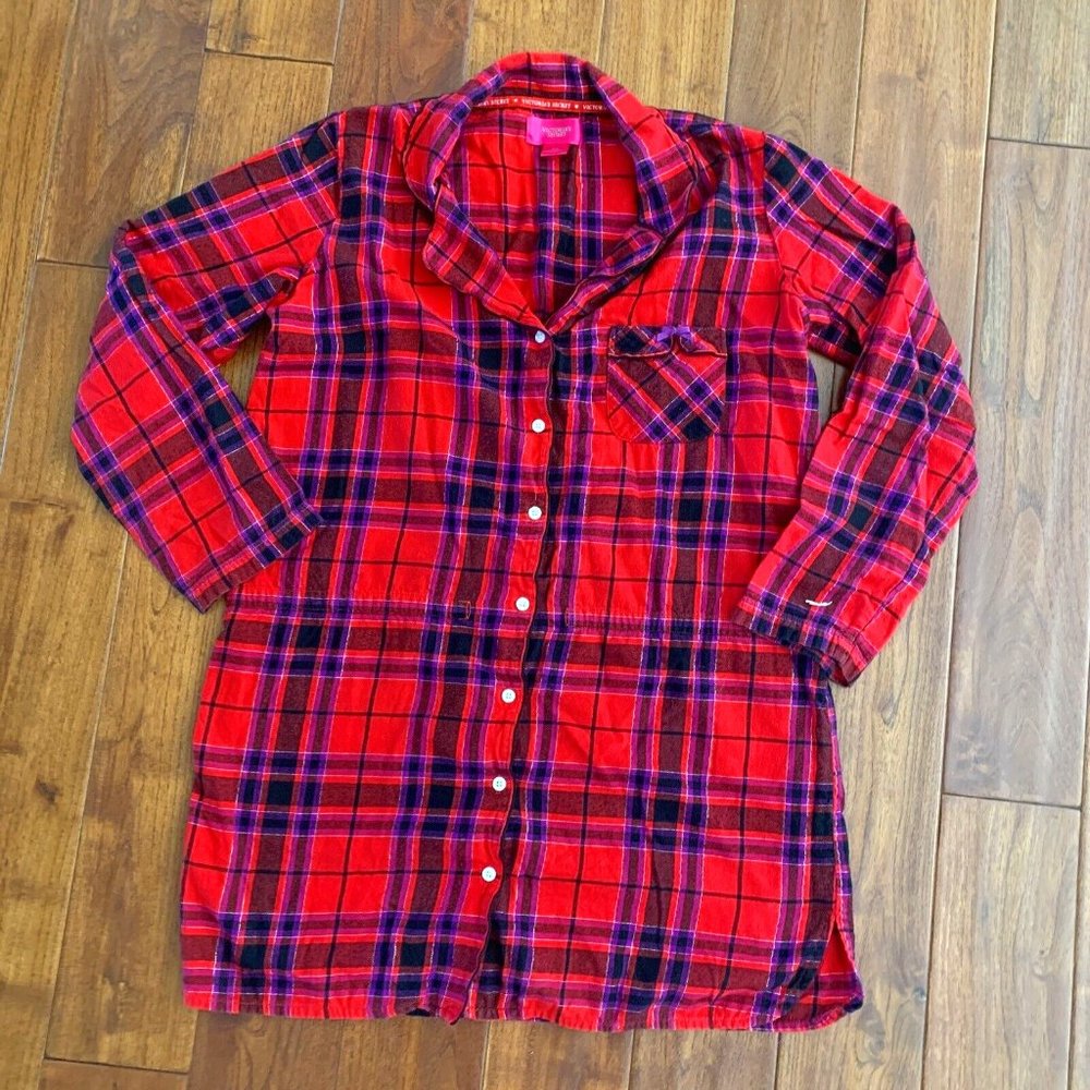 VS Victoria's Secret Flannel Night Shirt Red Plaid Long Sleeve Size Medium